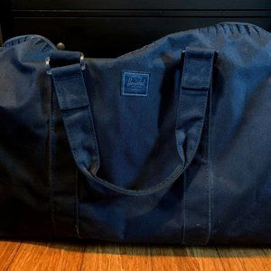 Herschel Weekender Duffle Bag. Black. With Shoe pouch.